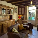 Holiday home Maison Independante En Pierre, 3 Chambres, Wifi Et Parking Pres De - Fr-1-653-47 Villefagnan