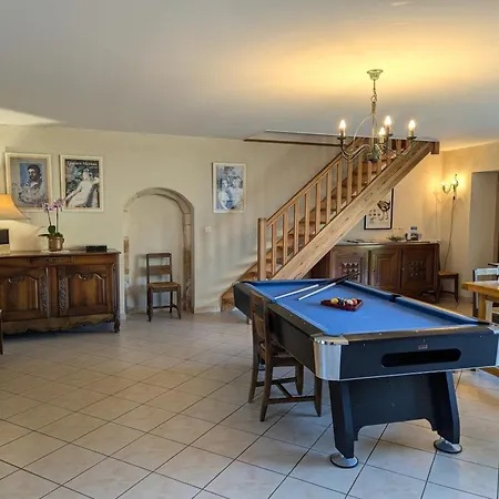 Maison De Caractere Avec Jardin, Terrasse Et Equipements Famille - Proche Plan D'eau Et Foret - Fr-1-653-47 Holiday home Villefagnan