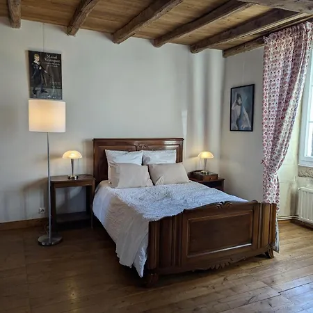 Maison Independante En Pierre, 3 Chambres, Wifi Et Parking Pres De - Fr-1-653-47 Feriehus *