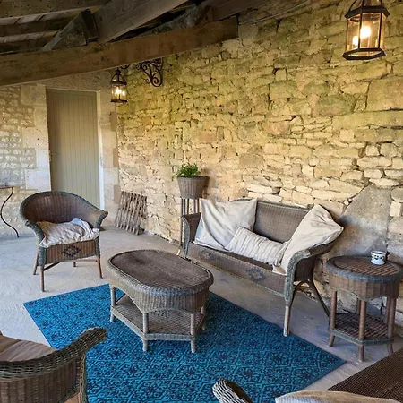 Casa de Férias Maison Independante En Pierre, 3 Chambres, Wifi Et Parking Pres De - Fr-1-653-47 Villefagnan