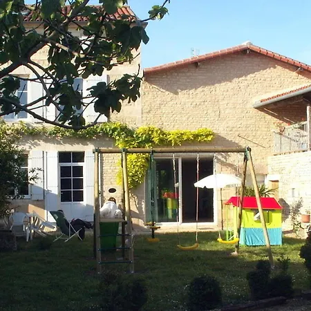 Maison Independante En Pierre, 3 Chambres, Wifi Et Parking Pres De - Fr-1-653-47 Villefagnan