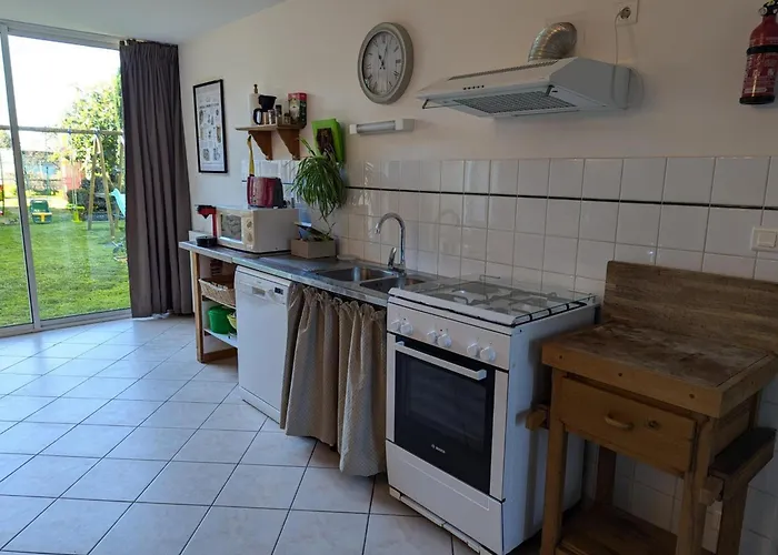 Hébergement de vacances Familial De Charme Avec Jardin Et Animaux Acceptés - Fr-1-653-47 *