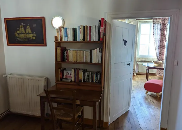 Familial De Charme Avec Jardin Et Animaux Acceptés - Fr-1-653-47 * Villefagnan