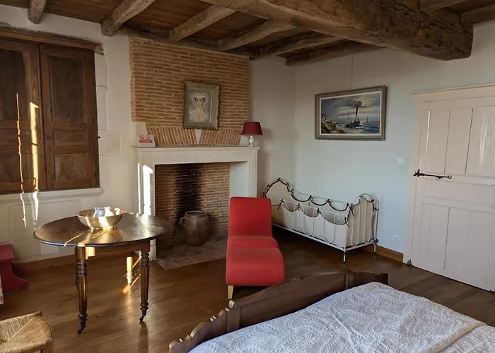 Familial De Charme Avec Jardin Et Animaux Acceptés - Fr-1-653-47 Hébergement de vacances *